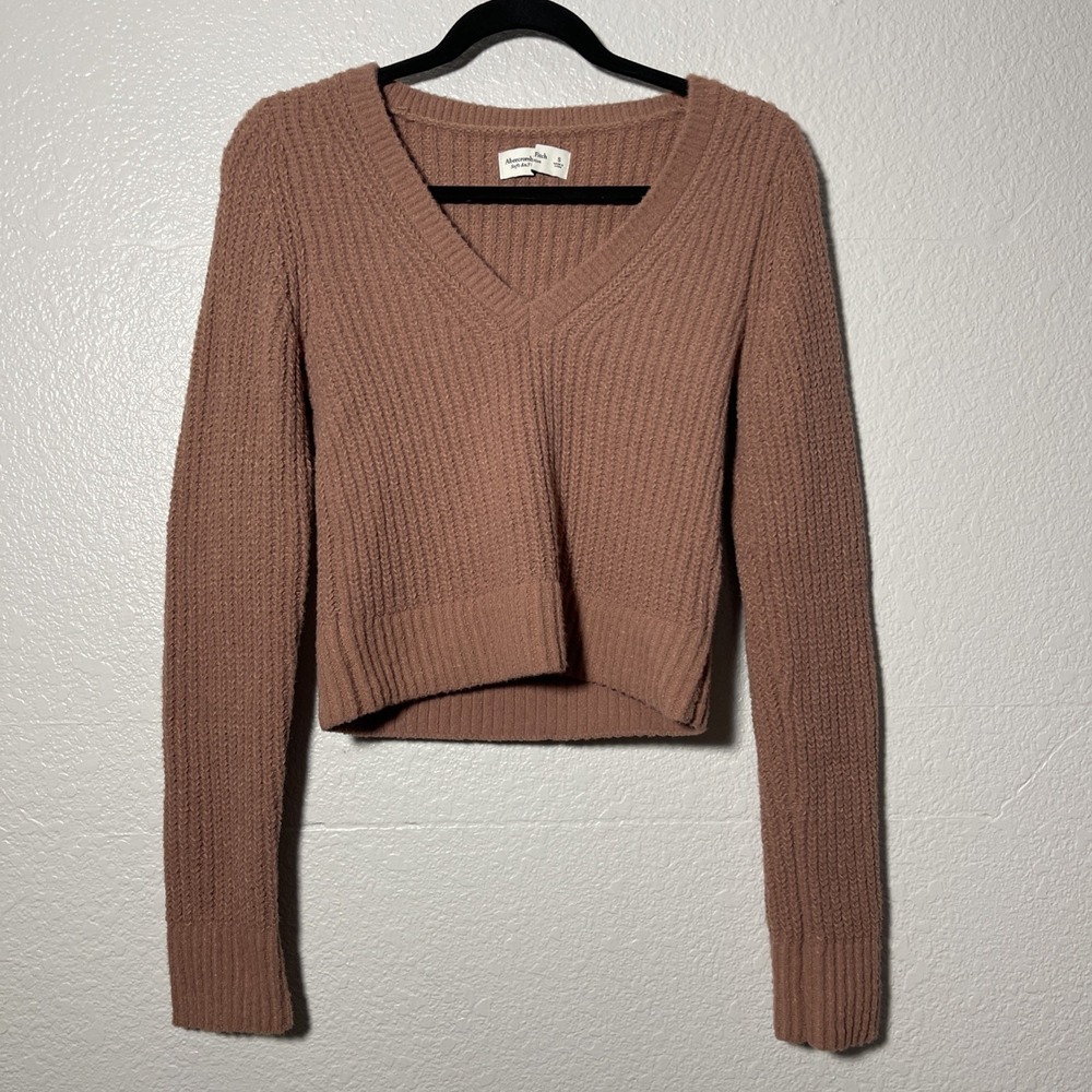 Abercrombie & Fitch Soft A&F Pink Salmon V Neck Sweater‎ Small Cableknit